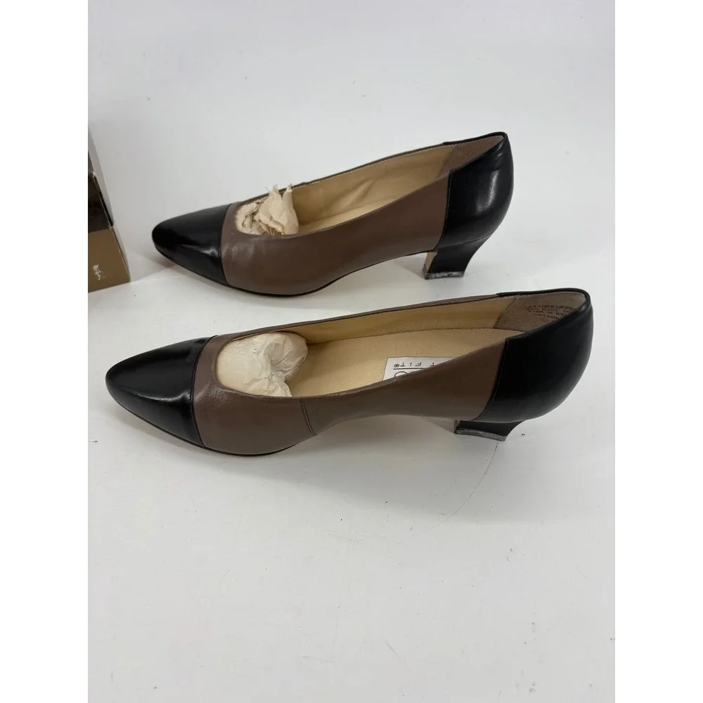 Calico Soft Fit Pumps 8.5 M Tribute Brown Black Leather Cap Toe Kitten Heel